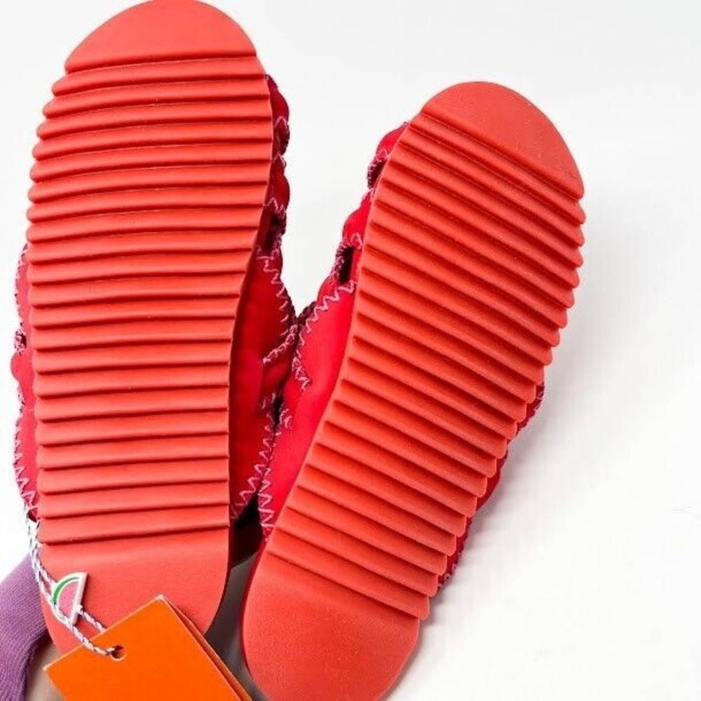 Farm Rio Womens Red Zig Zag Stitch Sandal Vegan Leather Fisgerman Size 10 NW/BOX - Picture 3 of 6